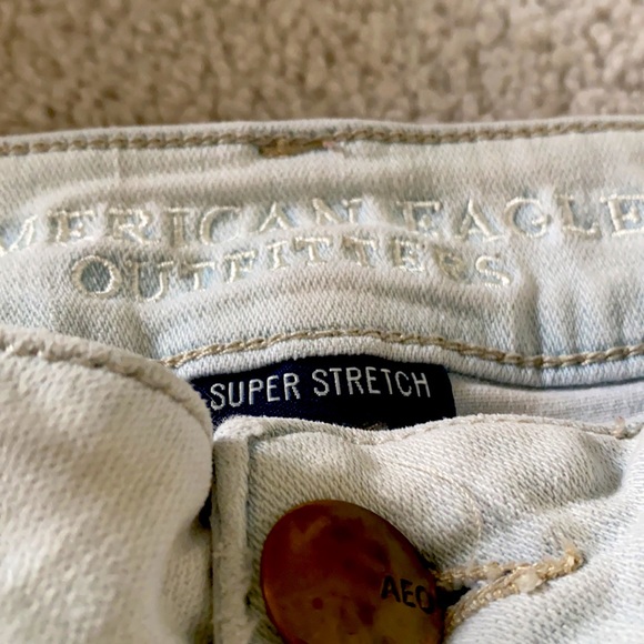 Jean shorts with rips - Picture 4 of 6